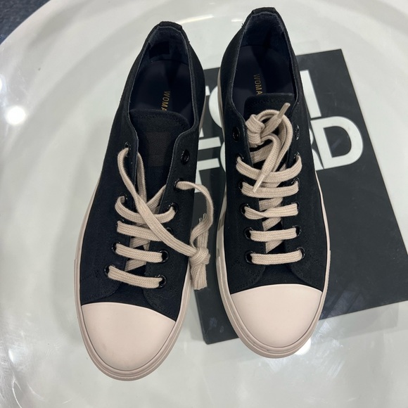Common Projects Low Canvas Sneakers - Picture 12 of 13